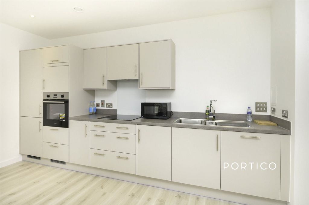 Property photo 3 of 10 Picture No. 08