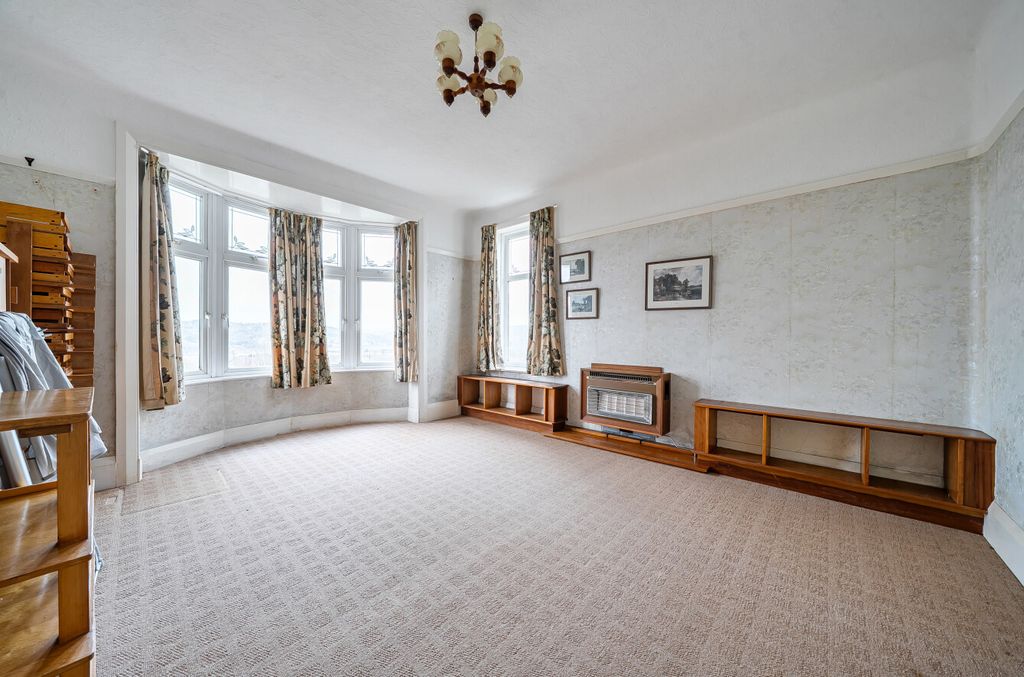 Property photo 2 of 22 1434692-17-69Ccfe...