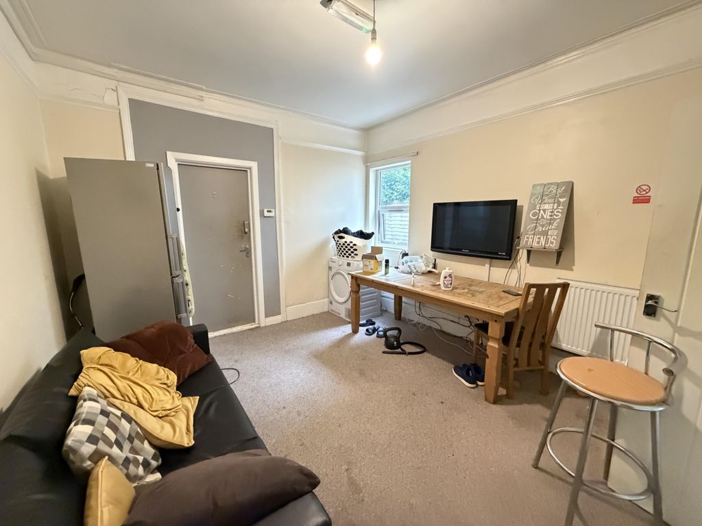 Property photo 3 of 19 Img_1179.Jpg