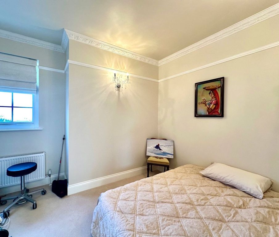 Additional image 8 of 2 bed flat for saleLeelands House, Grams Road, Walmer, Kent CT14