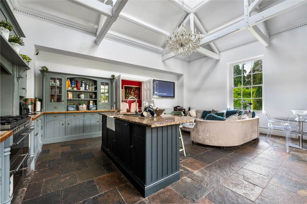 Property photo 2 of 27 Picture 2