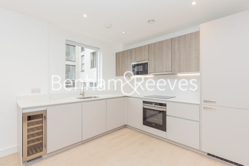 Property photo 2 of 19