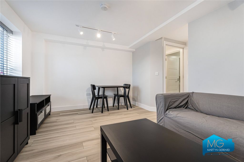 Property photo 2 of 10 Picture No. 07