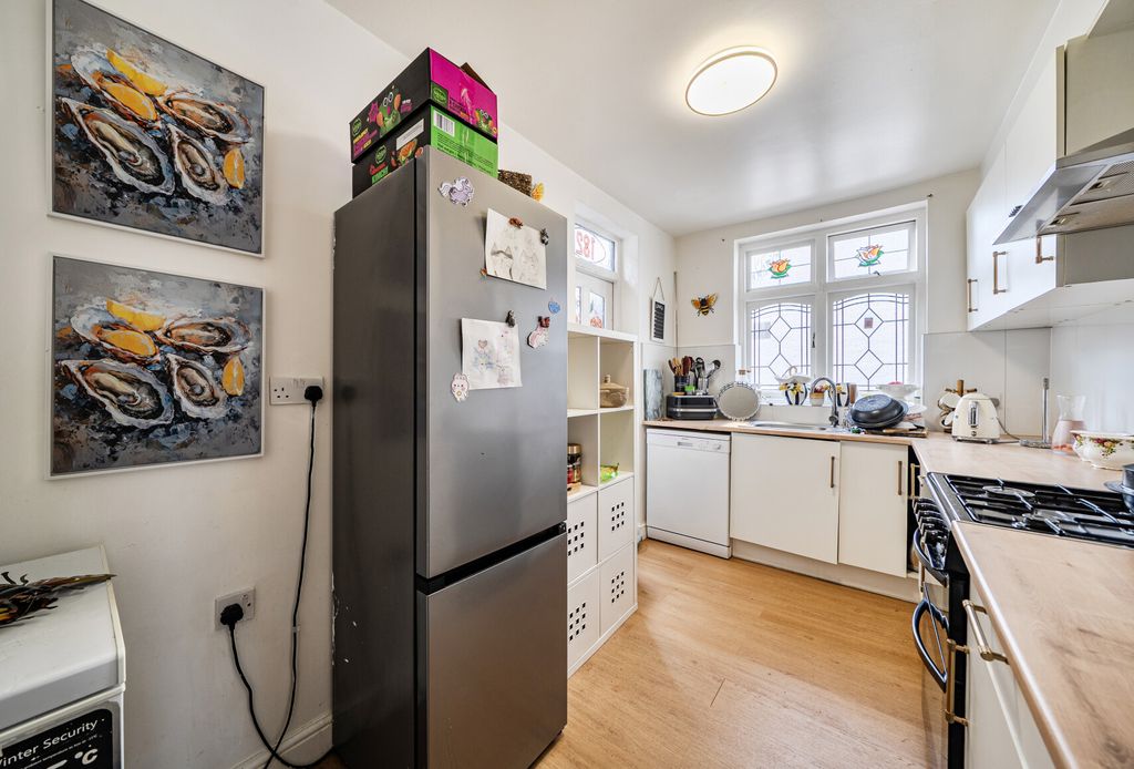 Property photo 2 of 16 1466283-4-6A22Aa9...