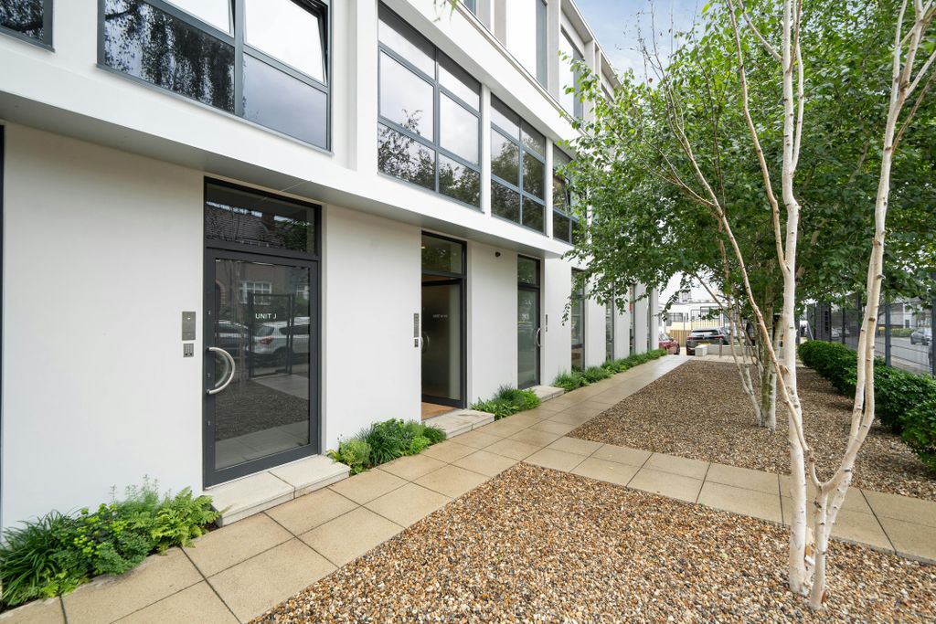 Property photo 1 of 16 6697Bce26Bb3d1160370 11.Jpg