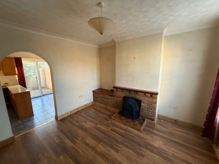 Property photo 2 of 11