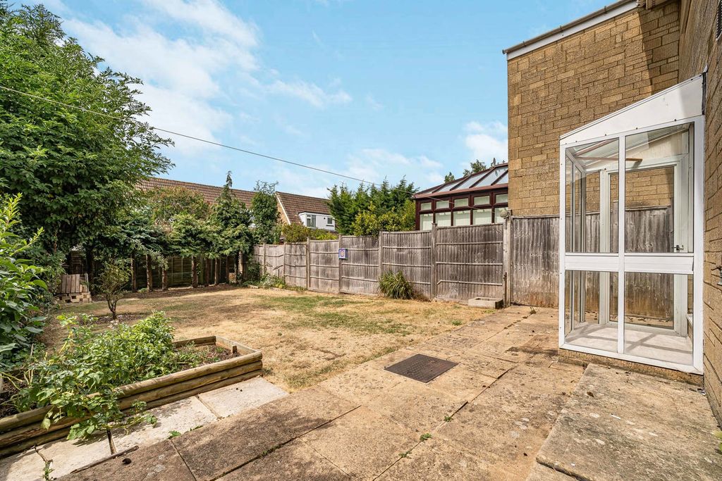 Property photo 2 of 15 Rear Garden