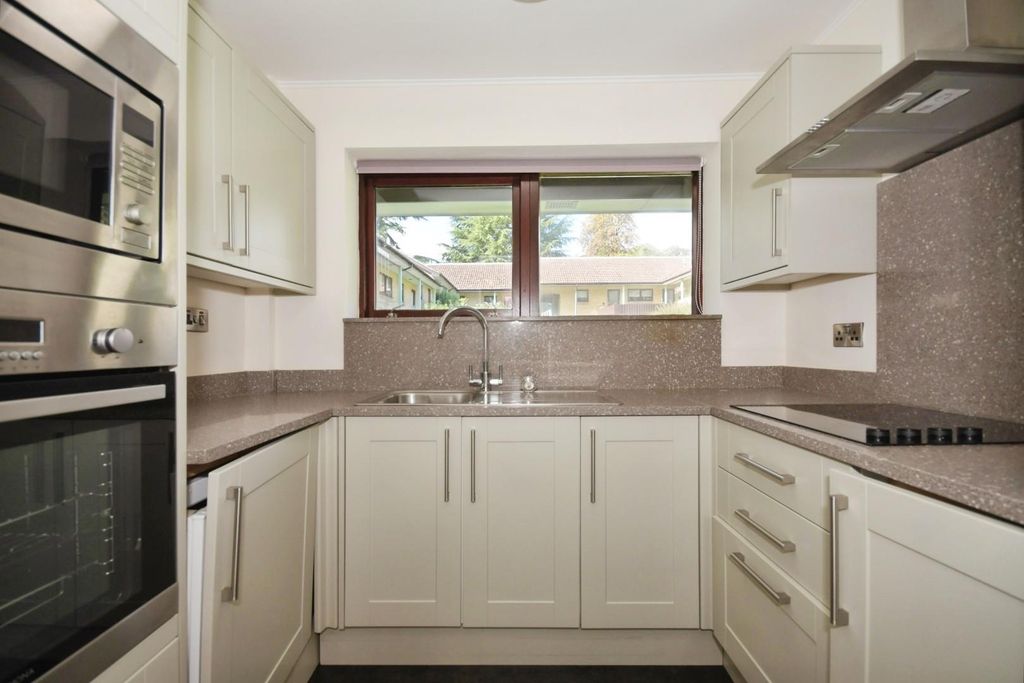 Property photo 2 of 10 Dsc_0180.Jpg