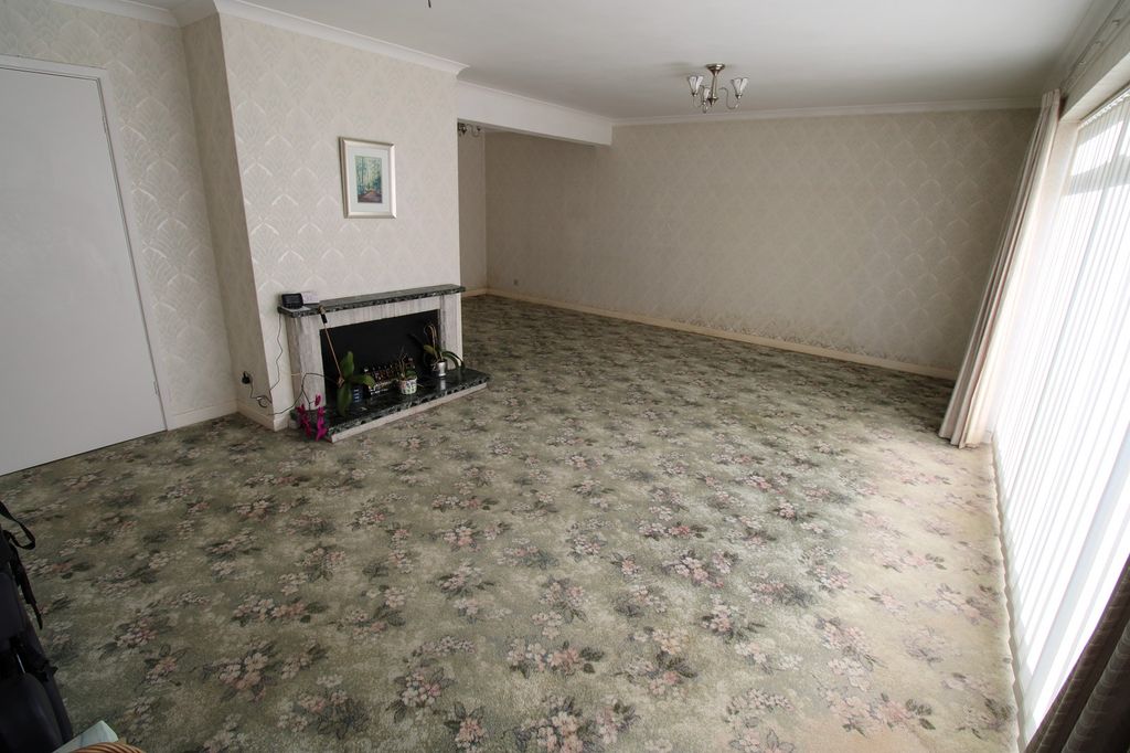 Property photo 2 of 17 Not Specified