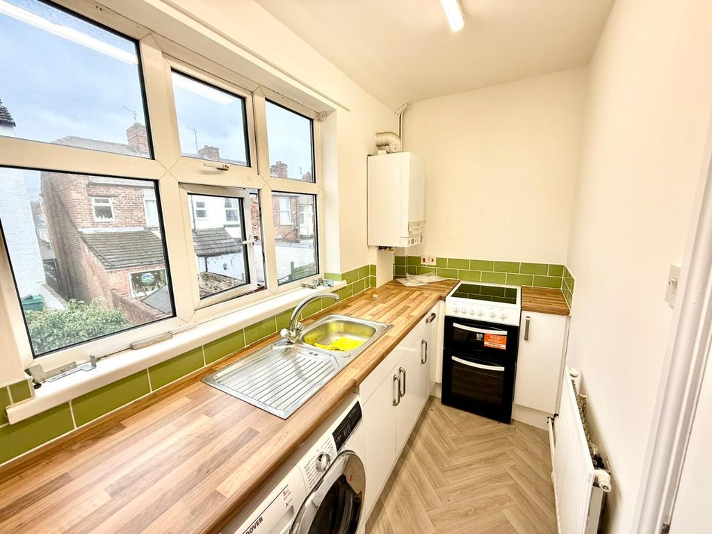 Property photo 2 of 3