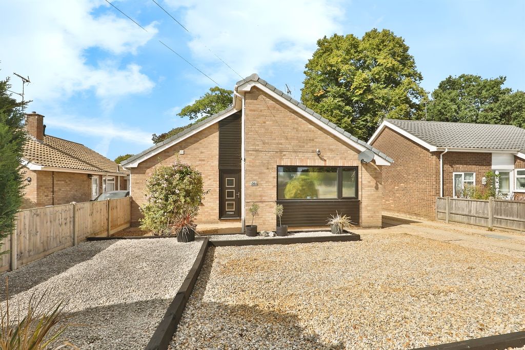 Property photo 2 of 17