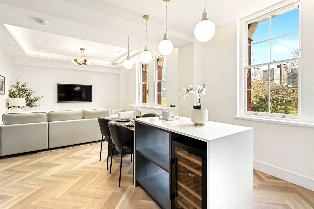 Property photo 3 of 10 Picture No. 15