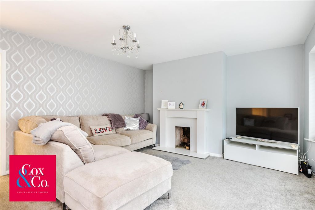 Property photo 2 of 18 81N_0340.Jpg