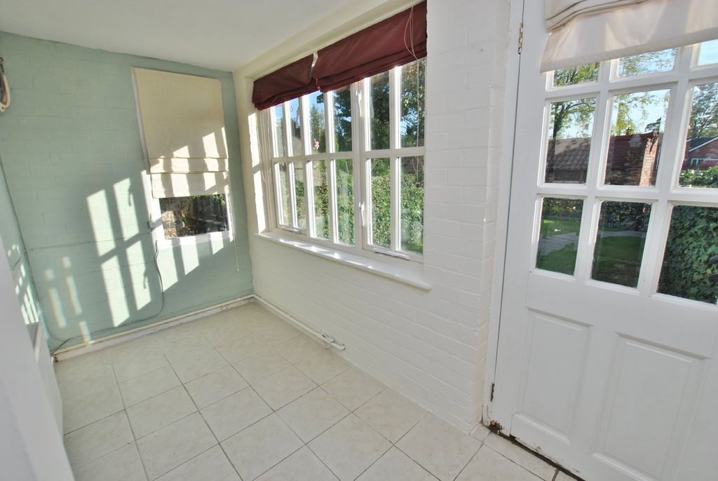 Property photo 2 of 12 Photo 02