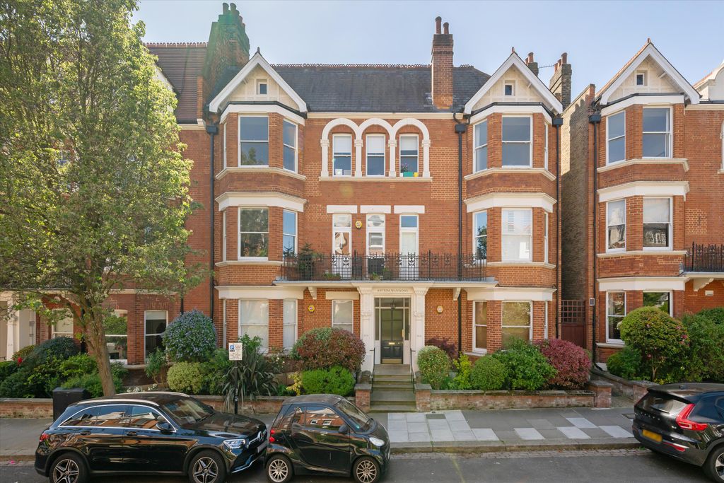 Property photo 1 of 12 Image