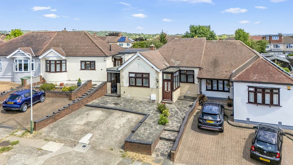 Property photo 1 of 23