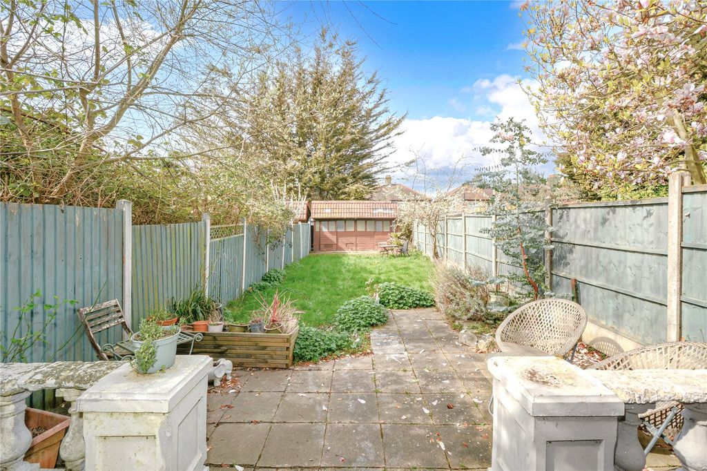 Property photo 3 of 12 Picture No. 02