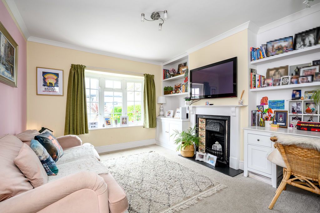 Property photo 2 of 13 Photo 2