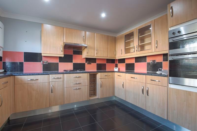 Property photo 2 of 14 Photo 14