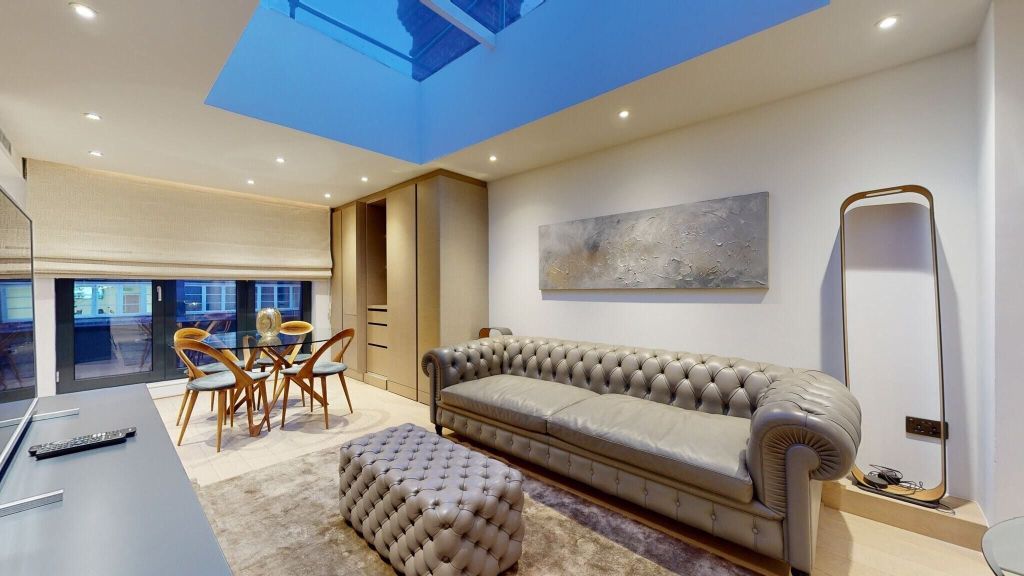 Property photo 1 of 30