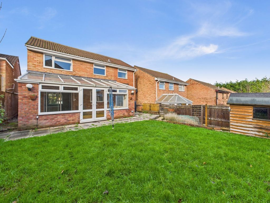 Property photo 2 of 27