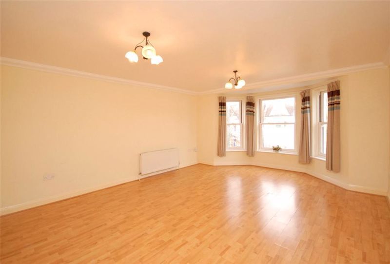 Property photo 2 of 6 Photo 6