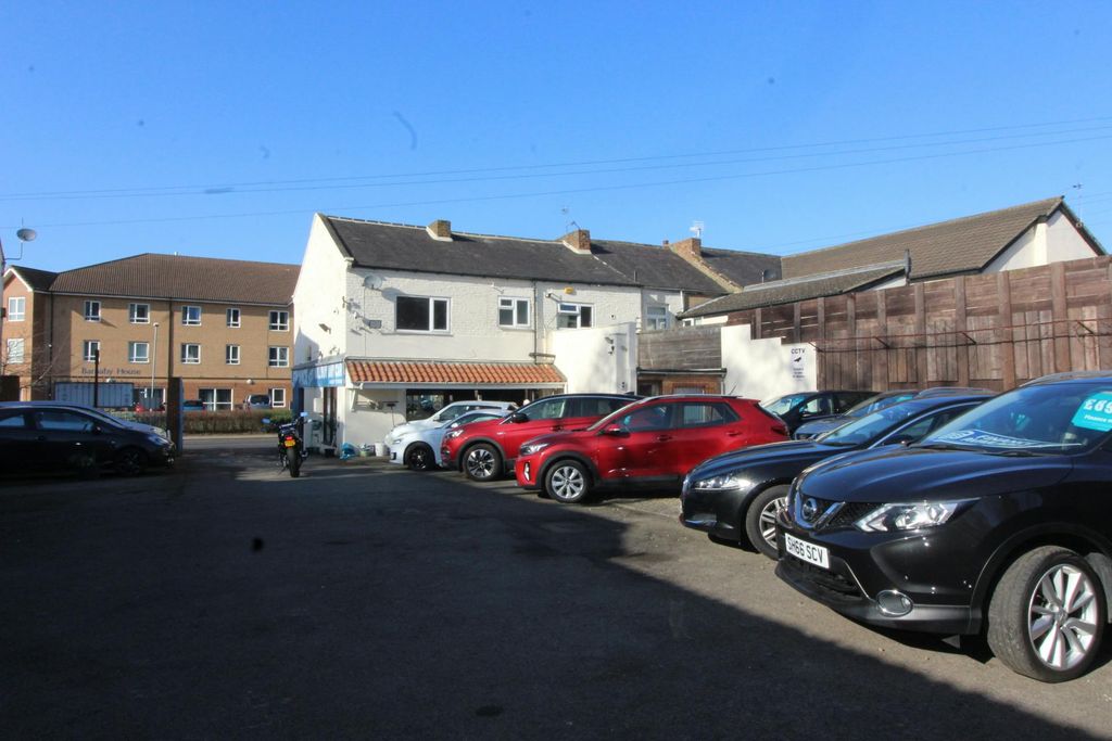 Property photo 2 of 12 Img_6079.Jpg