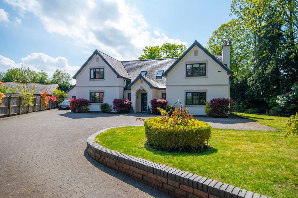 Property photo 1 of 39
