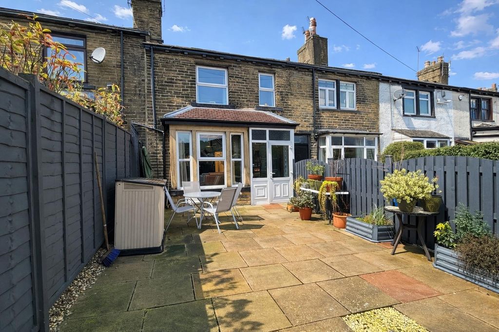 Property photo 1 of 17 Rear.Png