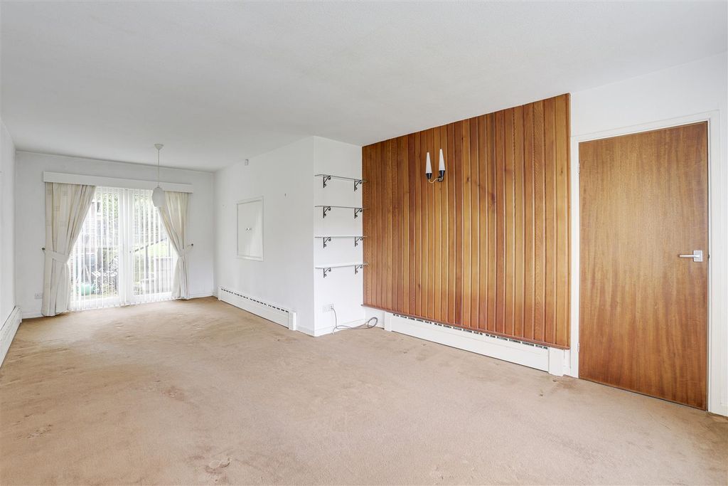 Property photo 2 of 20 6257.Jpg