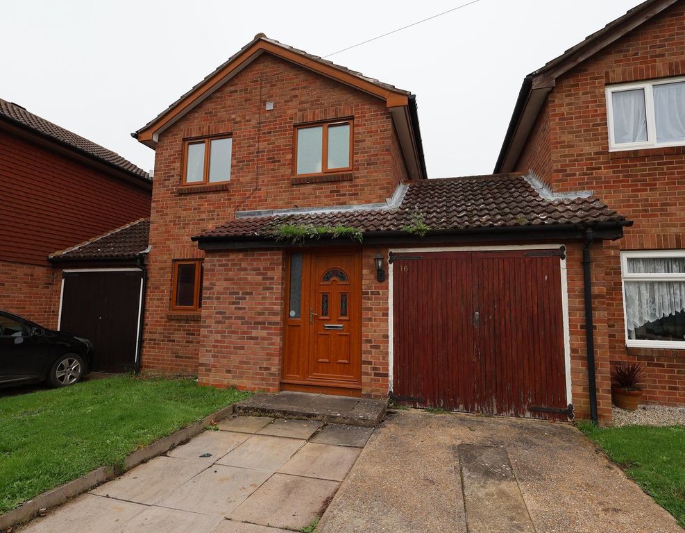 Property photo 1 of 8