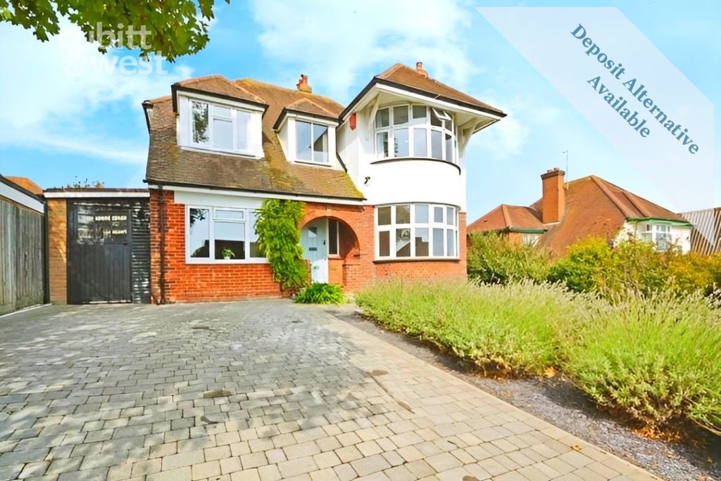 Property photo 1 of 20 External