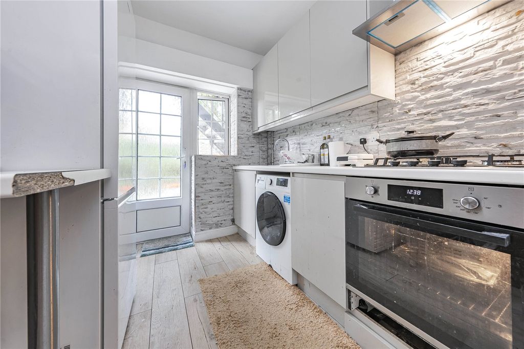 Property photo 2 of 10 Picture No. 07