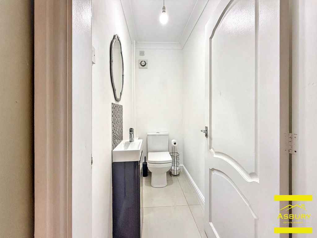 Property photo 3 of 22