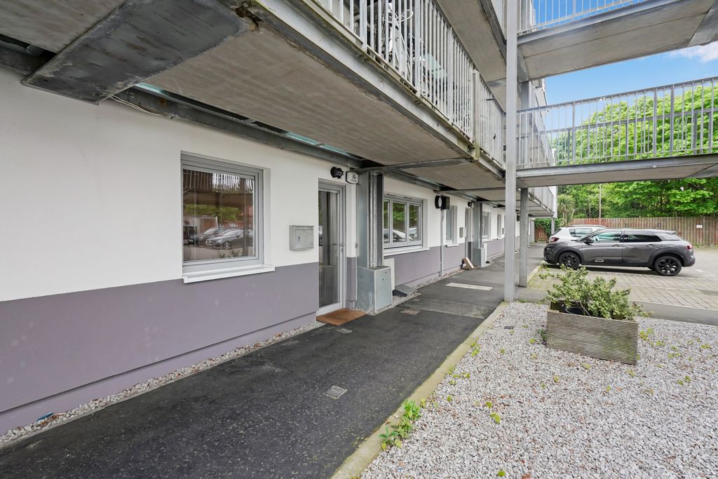 Property photo 1 of 17 Primary Property Image