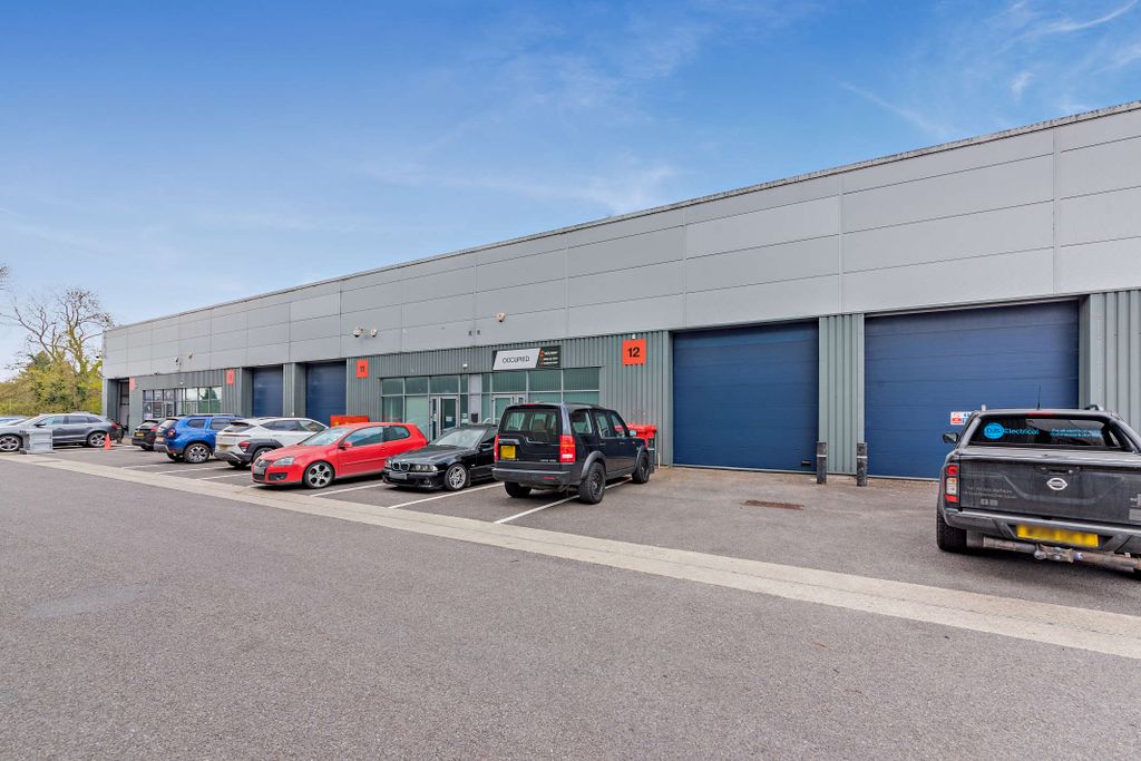 Property photo 1 of 8