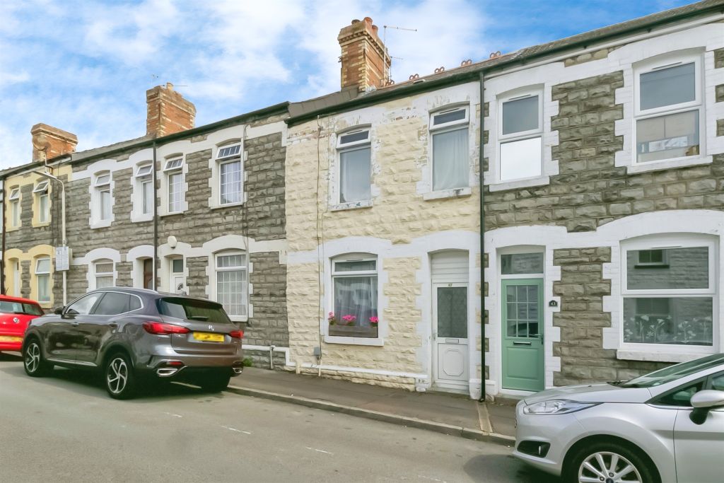 Property photo 1 of 17