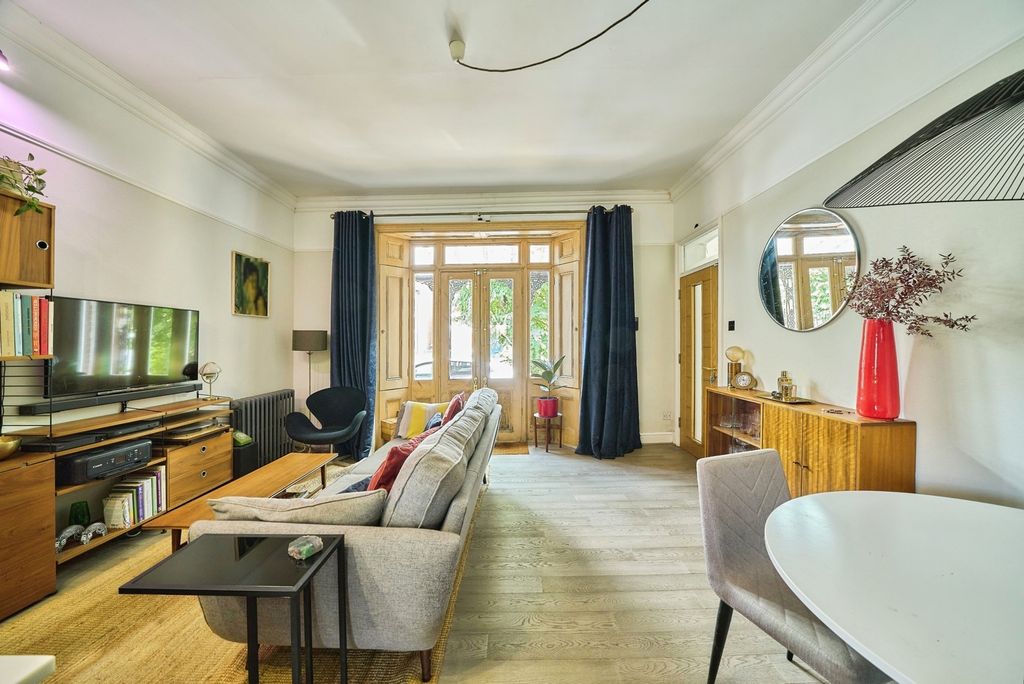 Property photo 2 of 23 Pbox-Img.Jpg