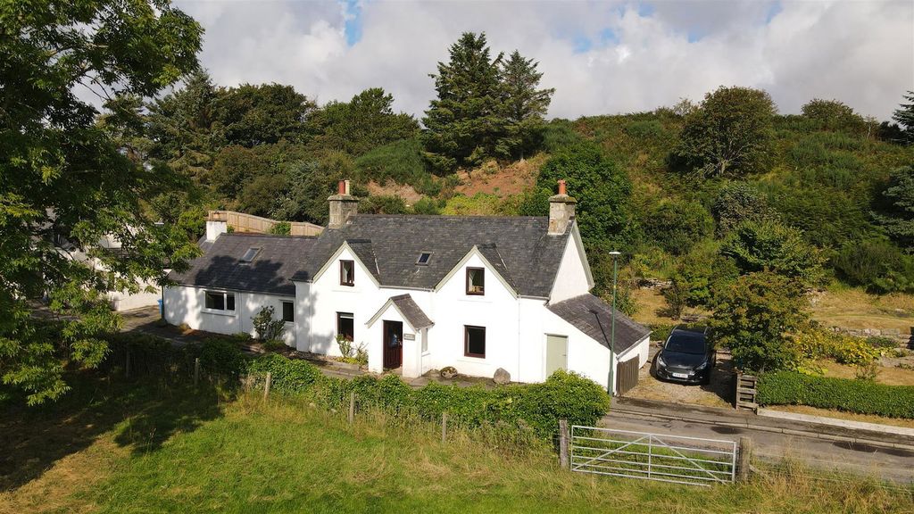 Property photo 1 of 27