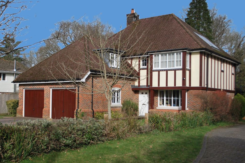 Property photo 1 of 19