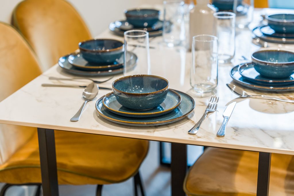 Property photo 3 of 43