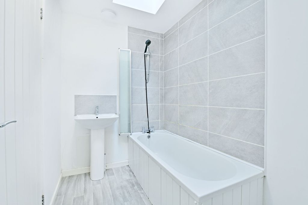 Additional image 10 of 2 bed terraced house to rentMitre Street, Abertillery NP13