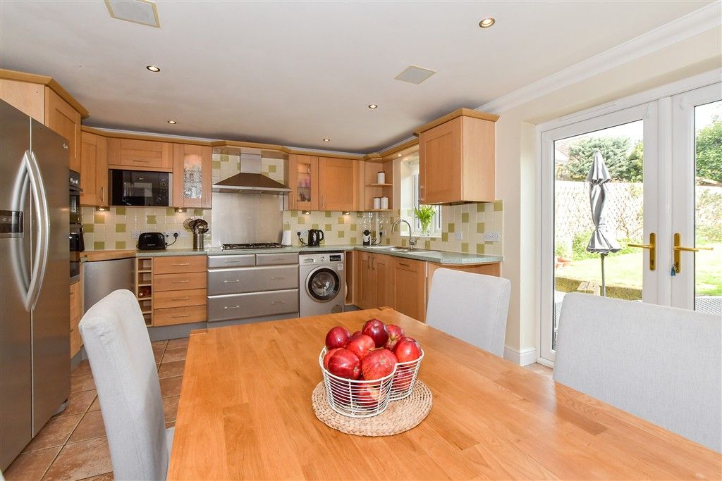 Property photo 2 of 16 Kitchen/Dining Room