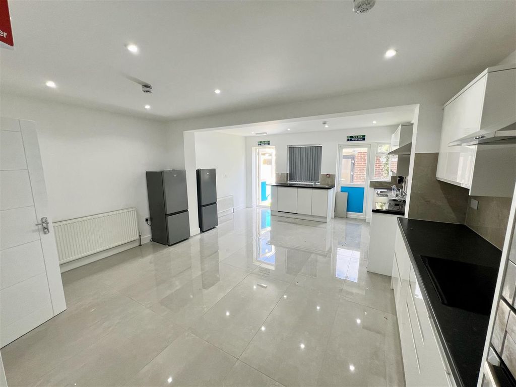 Property photo 2 of 4 Img_5066.Jpg