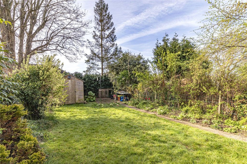 Property photo 3 of 19 Picture No. 05
