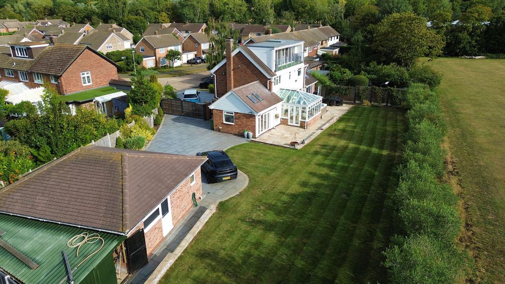 Property photo 1 of 32 Picture No. 29