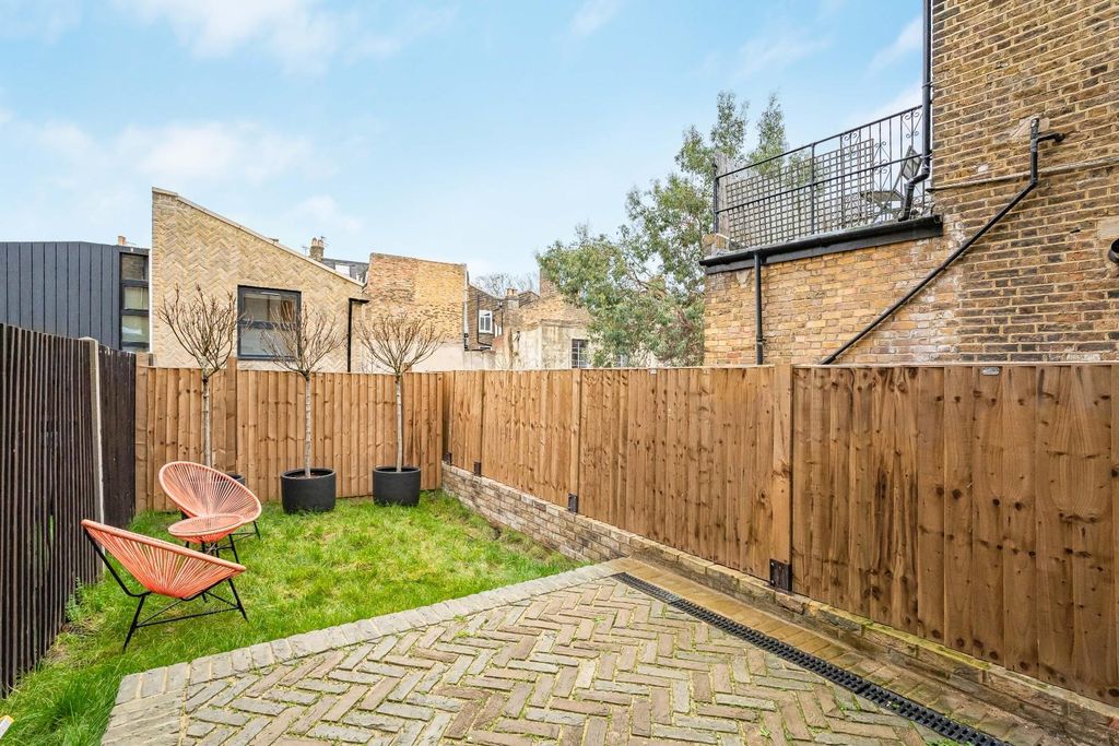 Property photo 2 of 15 20_69658.Jpg