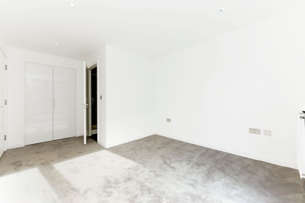 Property photo 3 of 7 2