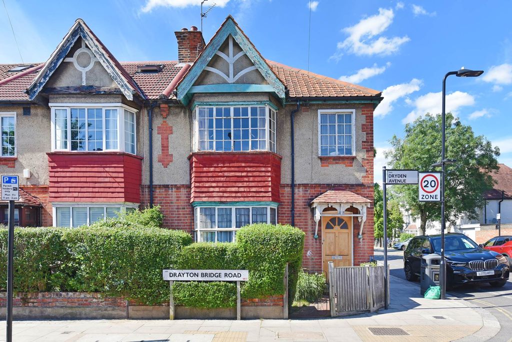 Property photo 1 of 3