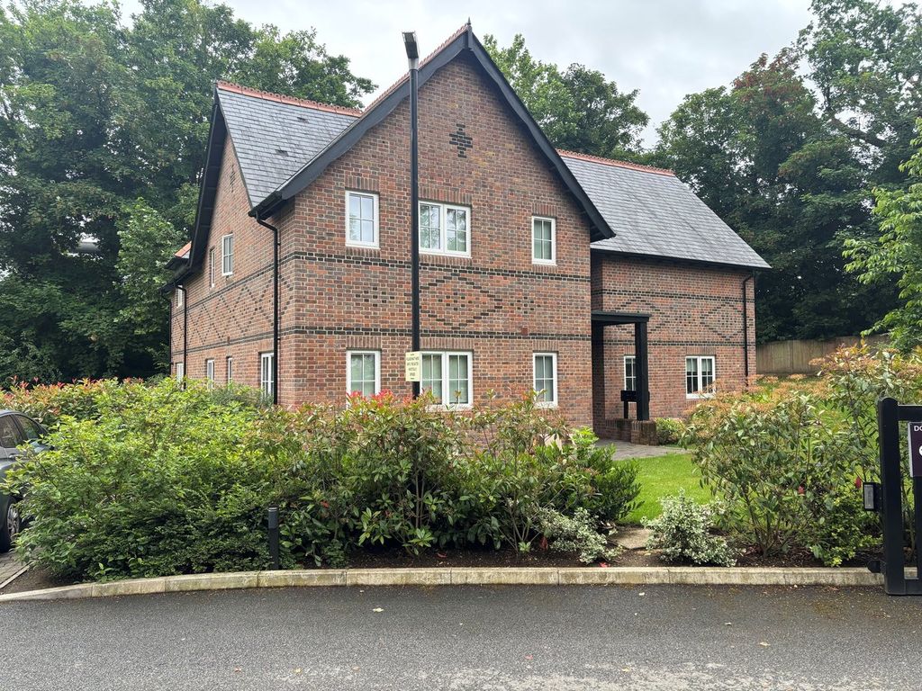 Property photo 2 of 5